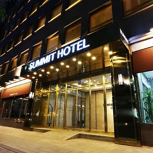 Summit Dongdaemun Сеул